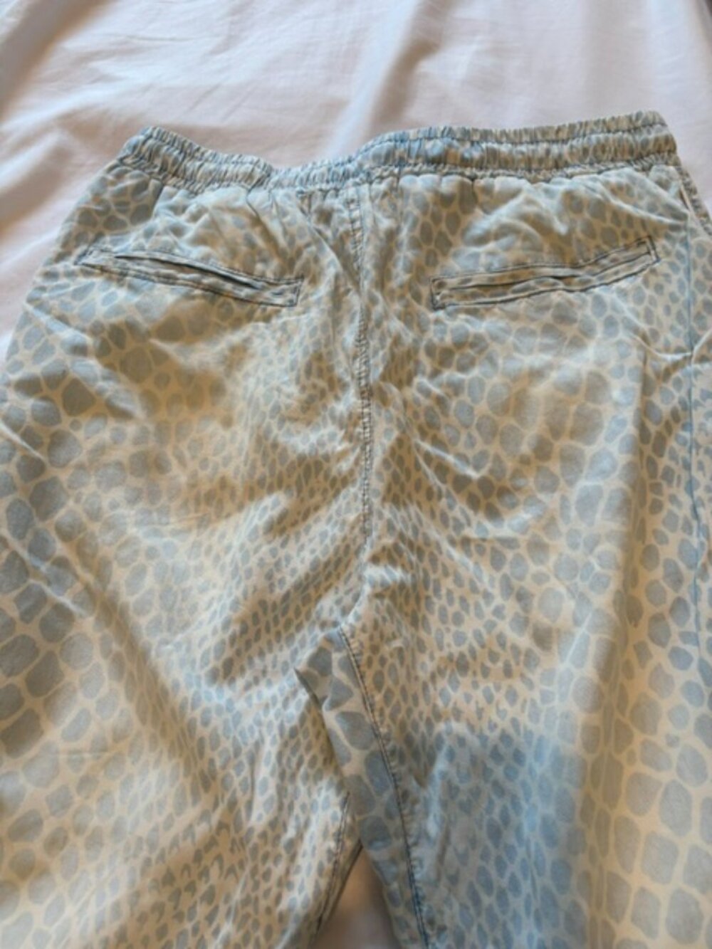 Pants - Picture 4 of 4
